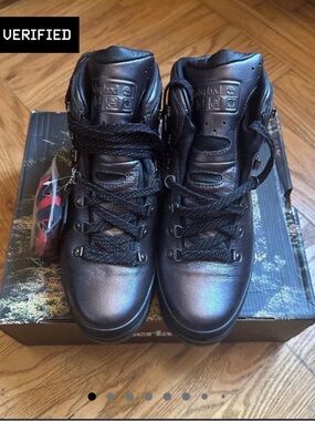 Supreme X Timberland world Hiker boot